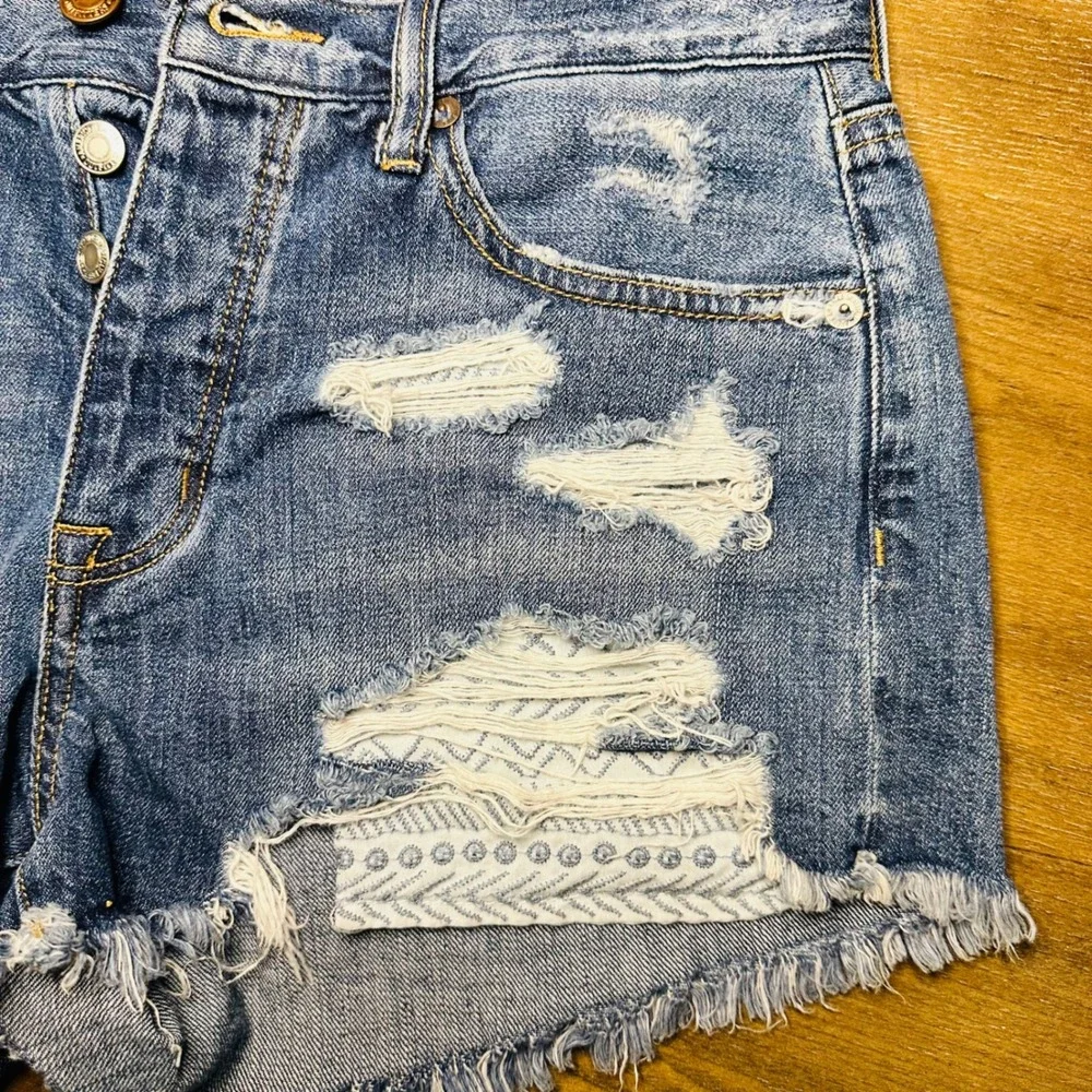 American Eagle Vintage Button Fly Denim High Rise Festival Shorts Womens Size 4‎